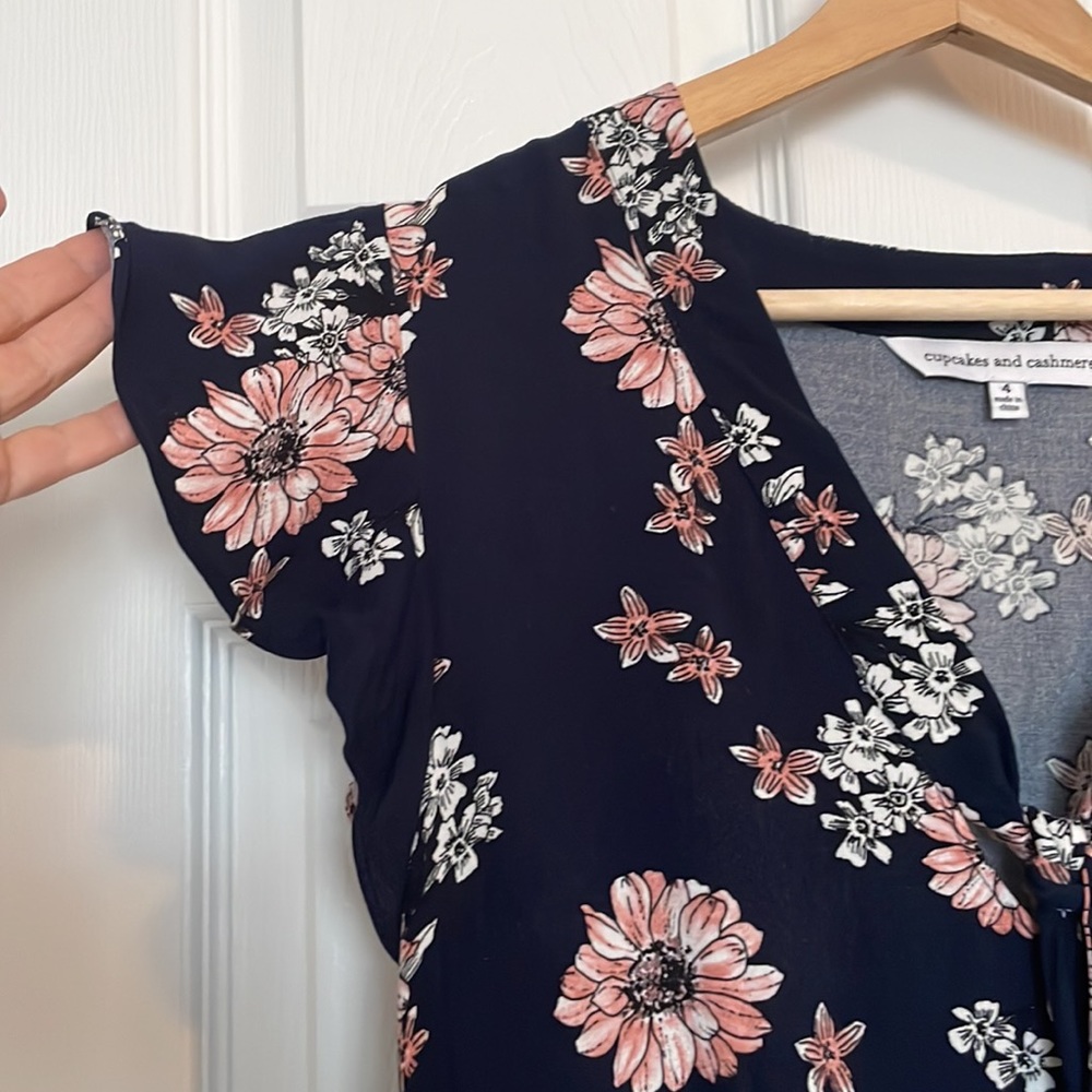 Cupcakes and Cashmere tie neck ruffle sleeve dress - Picture 5 of 13